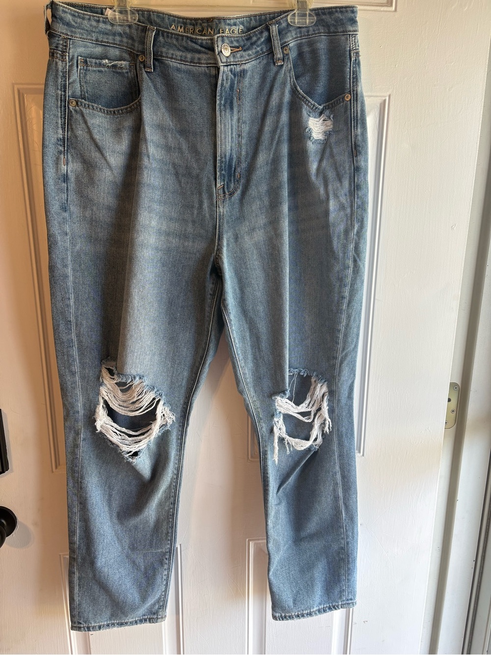 American Eagle Outfitters Light Blue Ripped Straight Leg Jeans